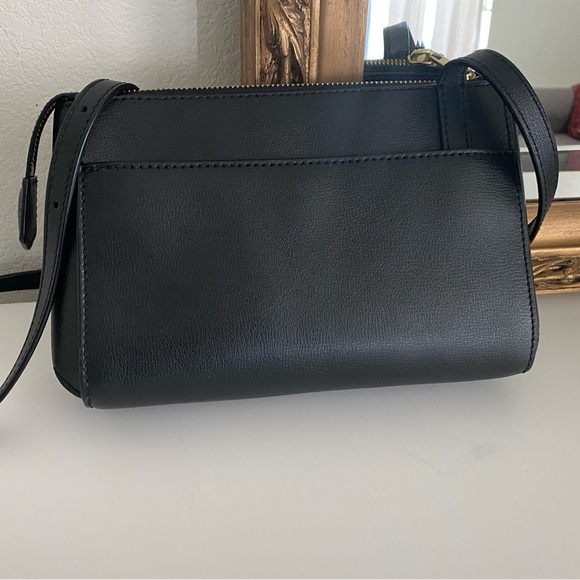 Marc Jacob’s black crossbody - Picture 3 of 4
